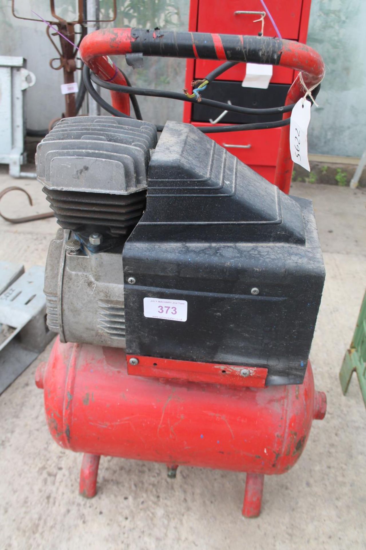 RED COMPRESSOR NO VAT