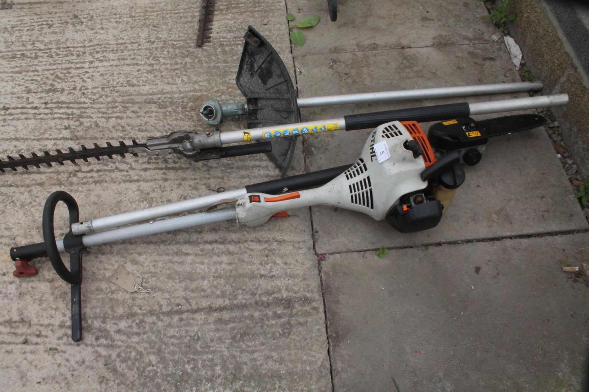 STIHL ENGINGE WITH EXTENDED HEDGECUTTER CHAINSAW NO VAT - Image 2 of 2