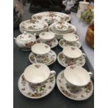 A QUANTITY OF WEDGWOOD ETRURIA 'EASTERN FLOWERS' PATTERN NO. T. K. D. 426 TO INCLUDE CUPS,