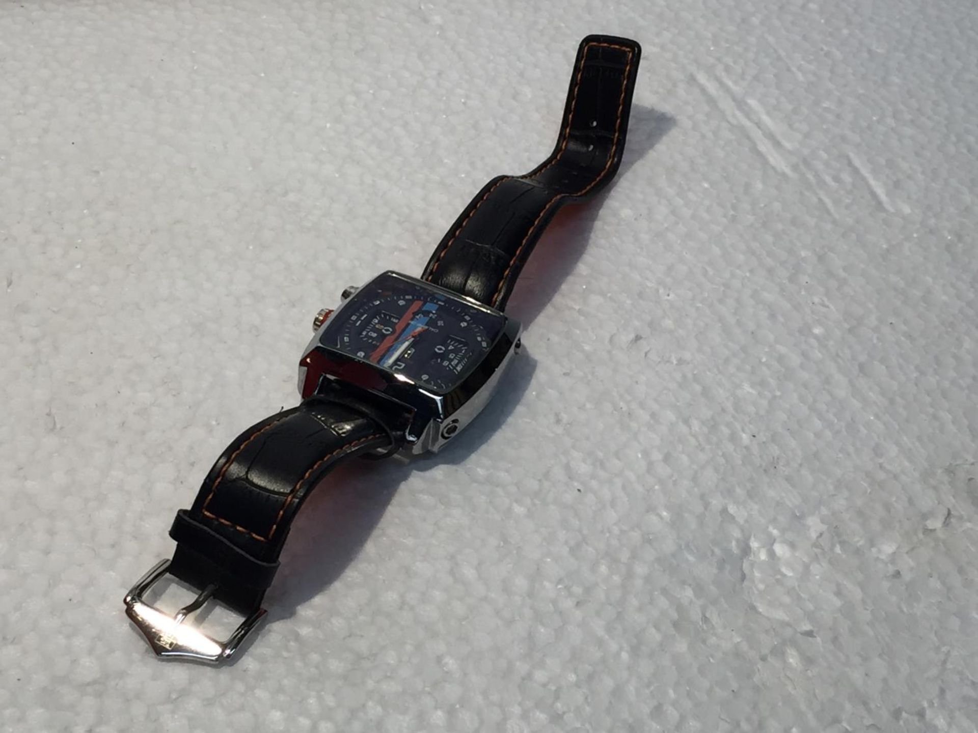 A GENTS MONACO GRAND PRIX WATCH WORKING AT TIME OF CATALOGUING - Image 5 of 6