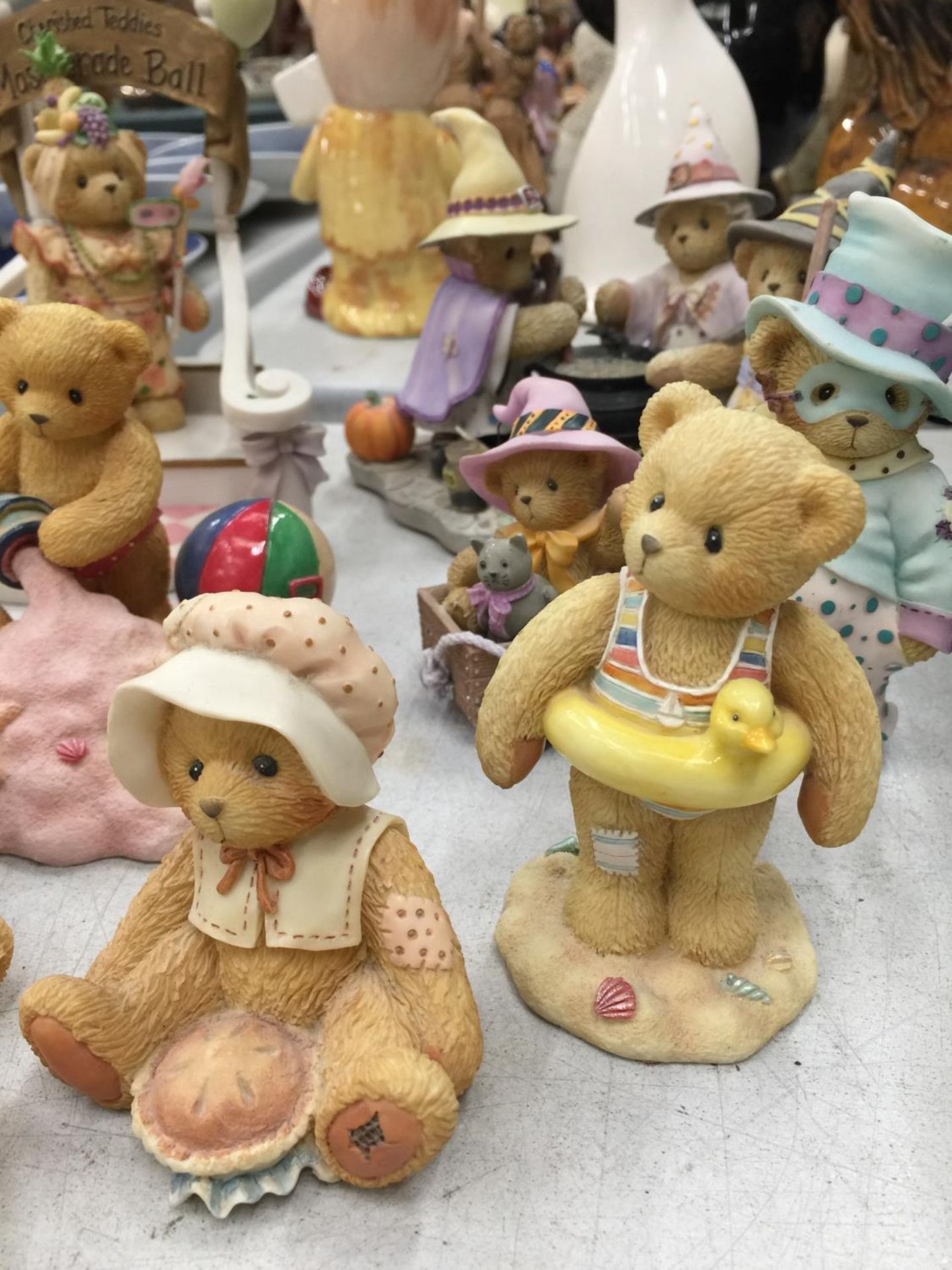 A GROUP OF ELEVEN LIMITED EDITION CHERISHED TEDDIES - Image 4 of 7