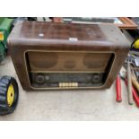 A VINTAGE BUSH VALVE RADIO