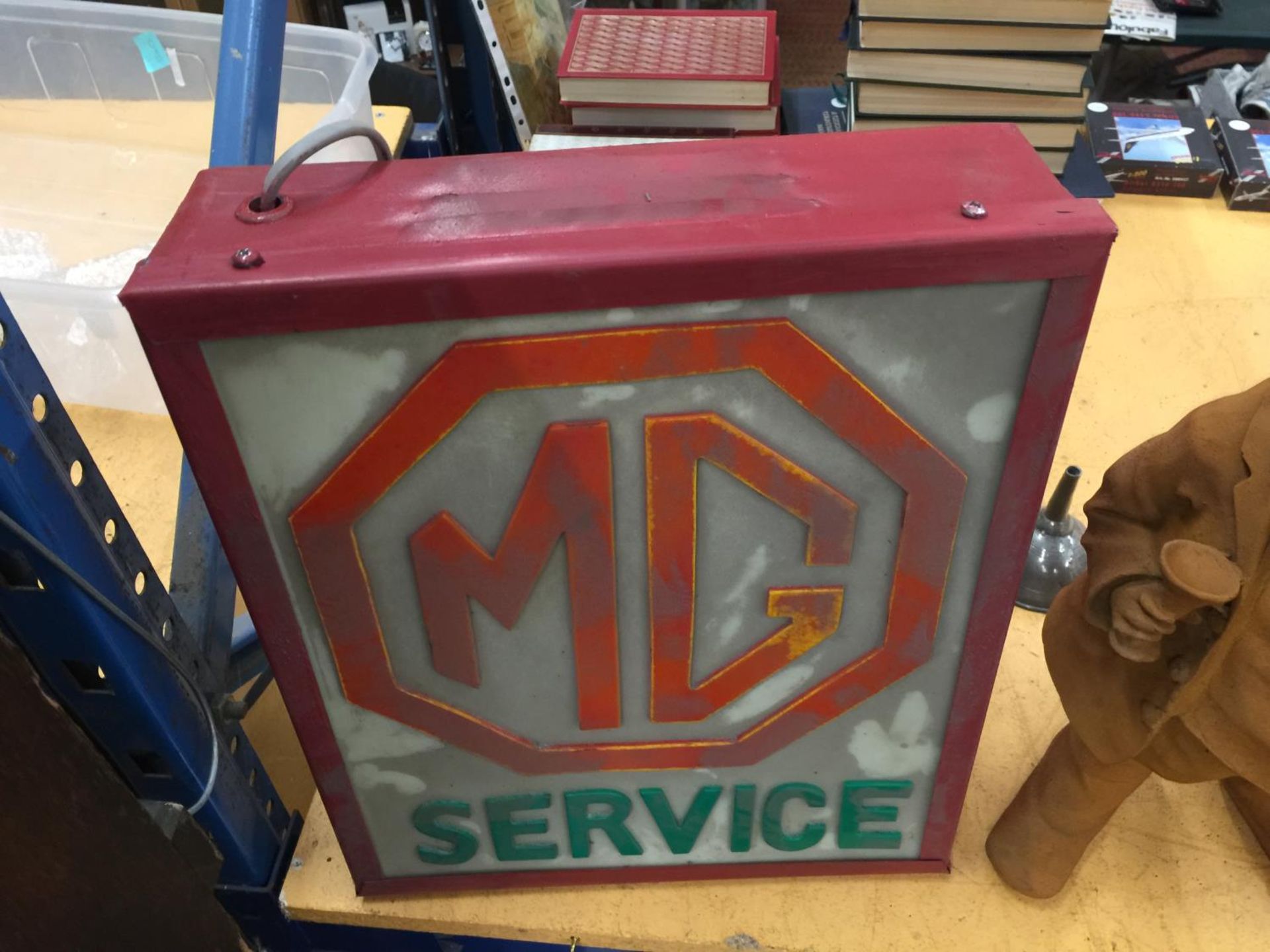 A MG SERVICE ILLUMINATED SIGN H: 40CM - Image 4 of 6