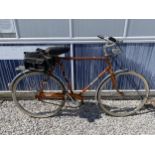 A VINTAGE GENTS RALEIGH BIKE