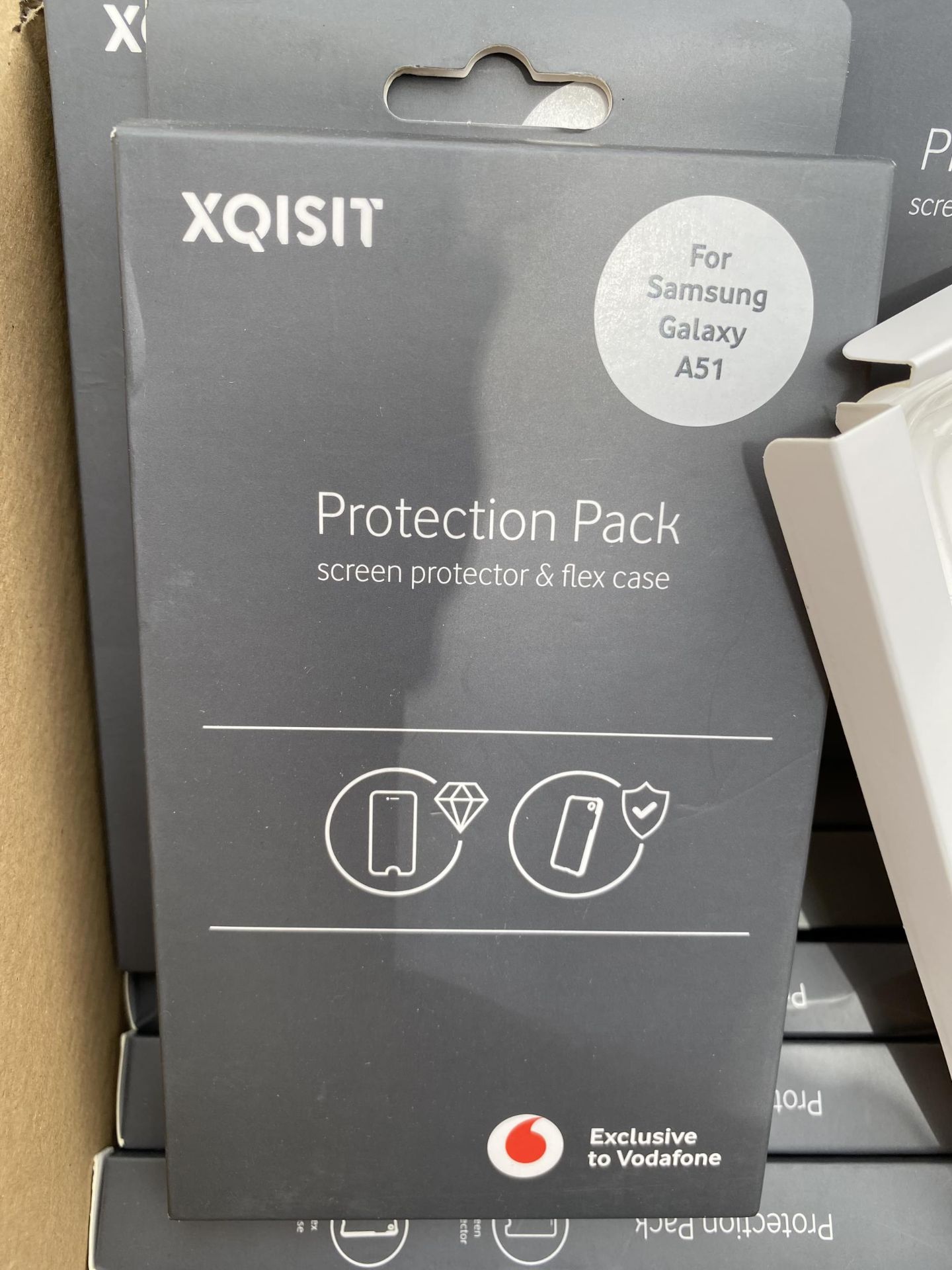 A COLLECTION OF XQISIT SCREE PROTECTORS - Image 4 of 7