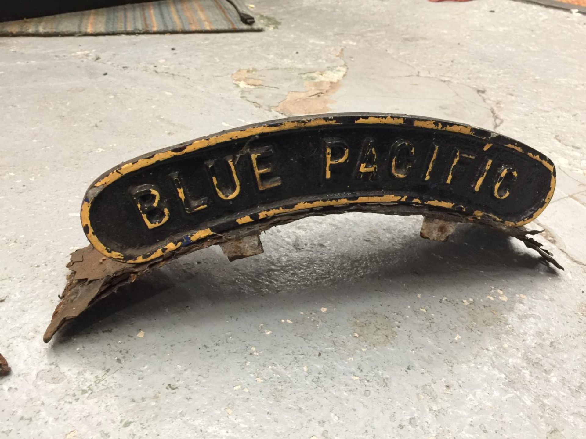 A RAILWAY LOCOMOTIVE AND TENDER - BLUE PACIFIC, WITH CAST ALLOY NAME PLATES - 15 INCH GAUGE, FOR - Image 37 of 37