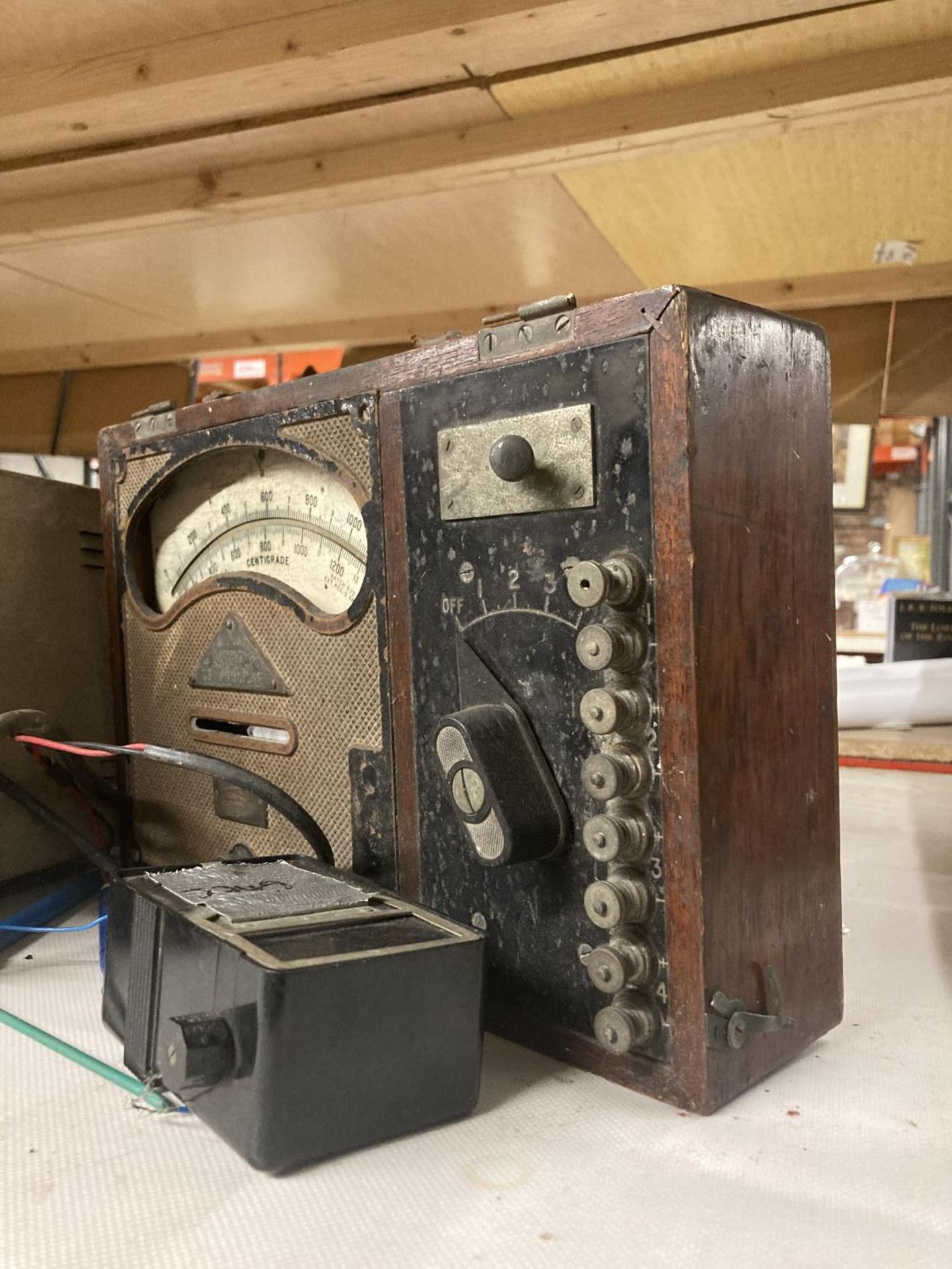 A HEATHKIT SERVICE OSCILLOSCOPE AND A VINTAGE TEMPERATURE GAUGE - Image 5 of 5