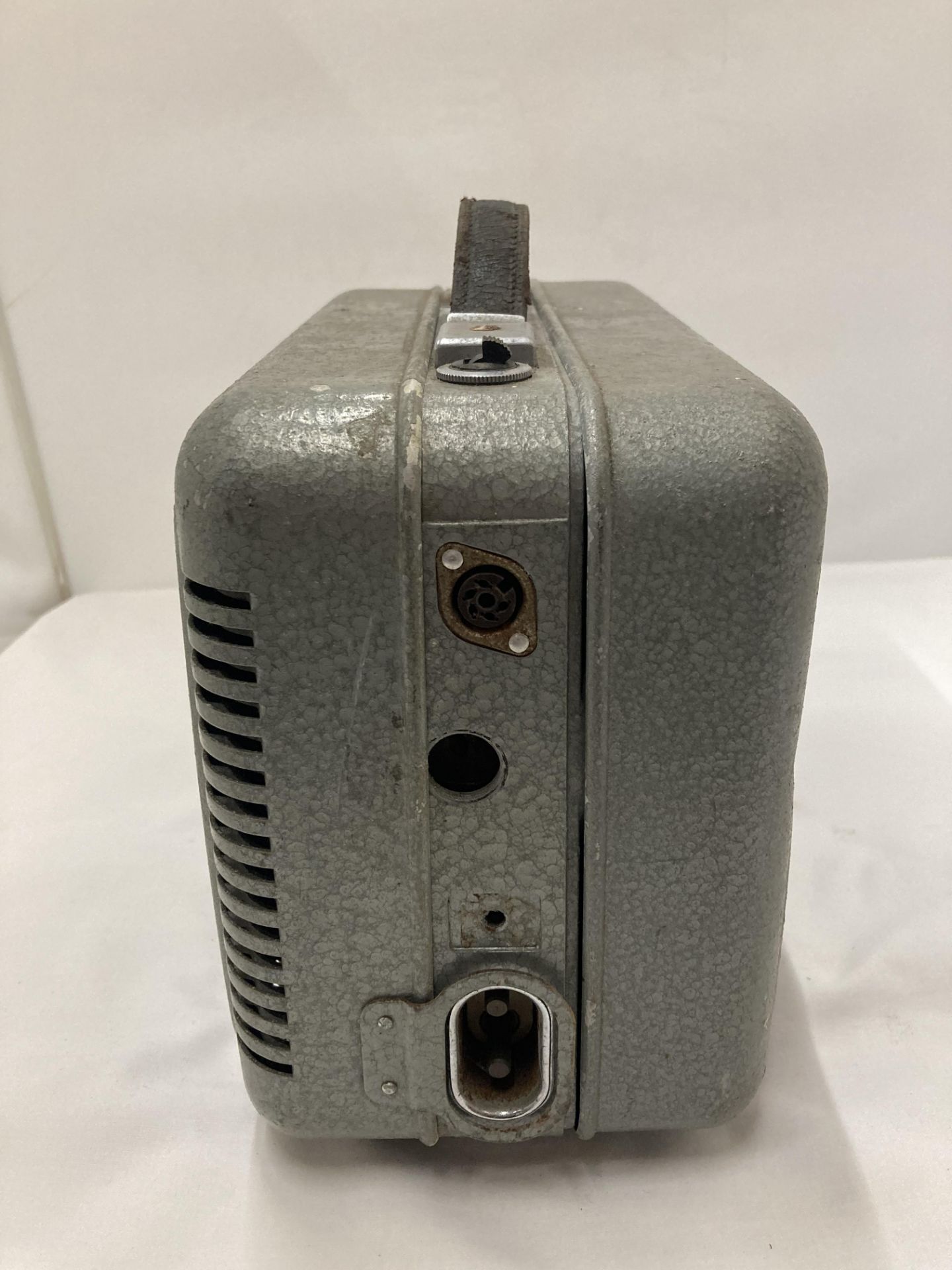 A VINTAGE MOVILUX 8B ZEISS IKON PROJECTOR - Image 5 of 6