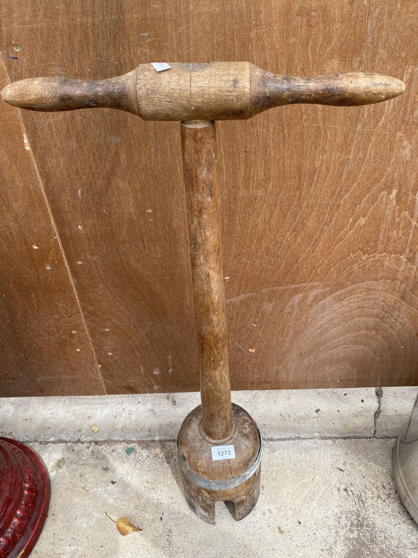 A VINTAGE WOODEN POSSER