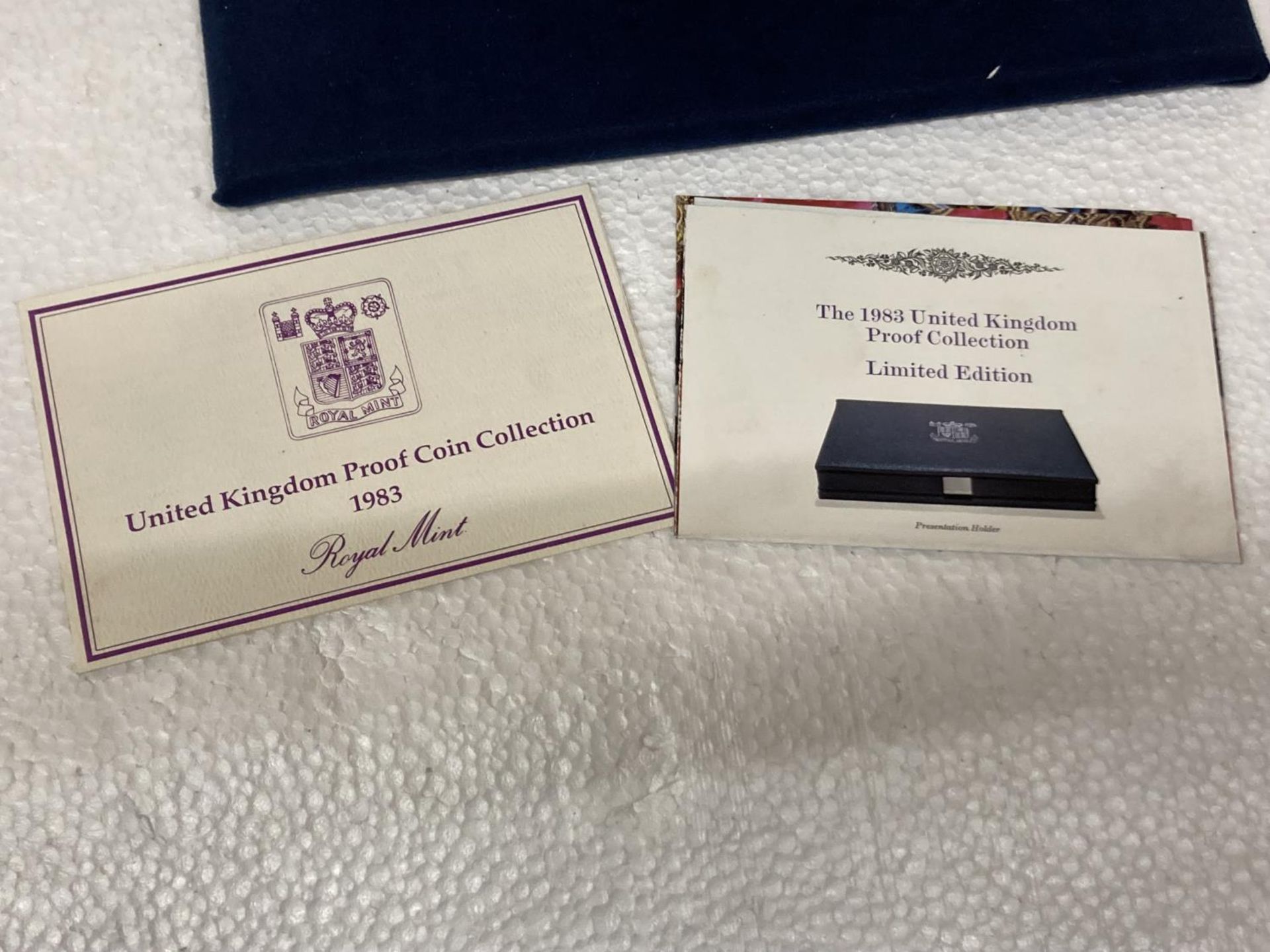 A BOXED ROYAL MINT 1983 PROOF COIN COLLECTION - Image 2 of 4