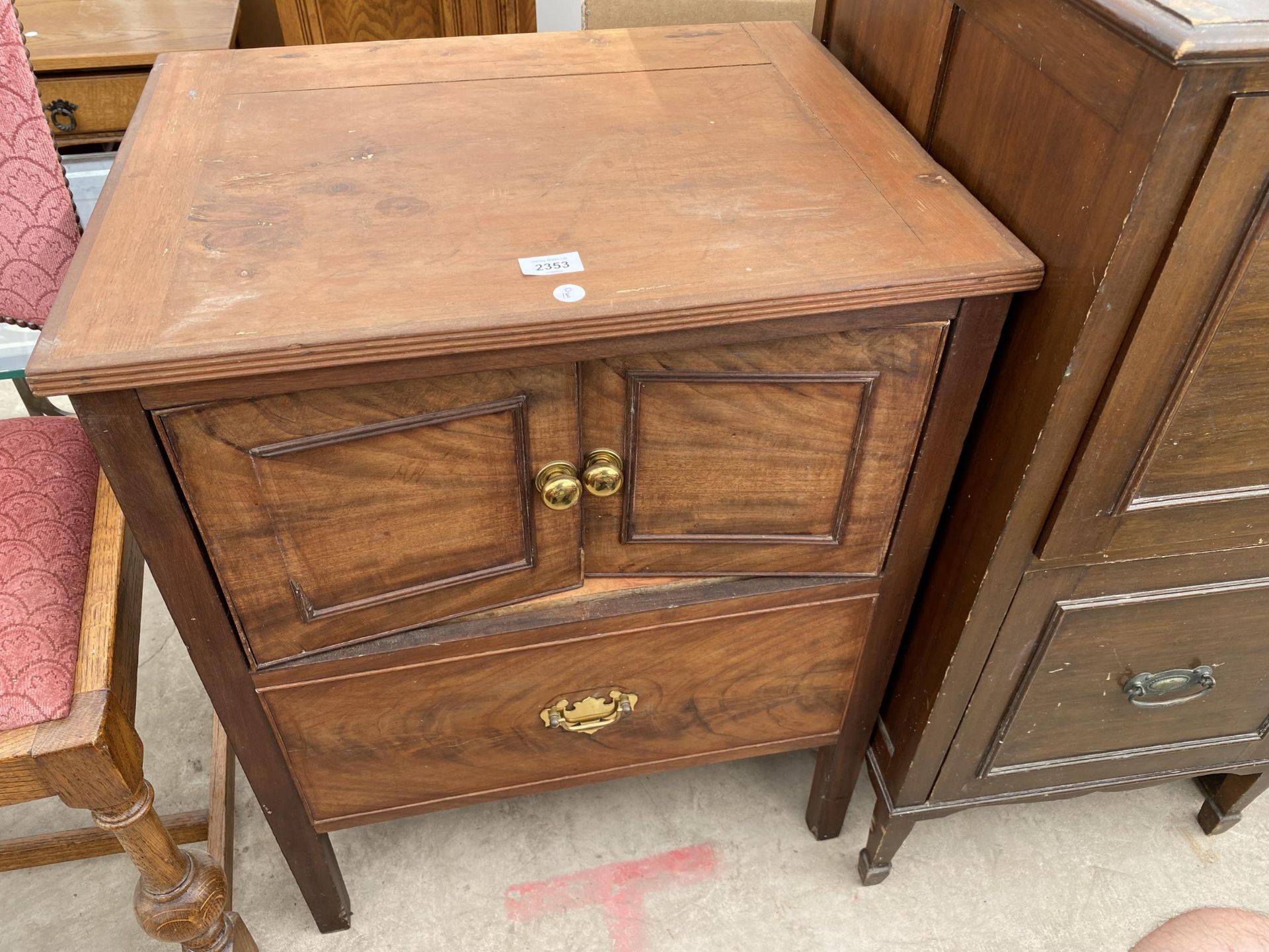 AN EDWARDIAN TWO DRAWER FILING CABINET AND VICTORIAN COMMODE - Image 2 of 6