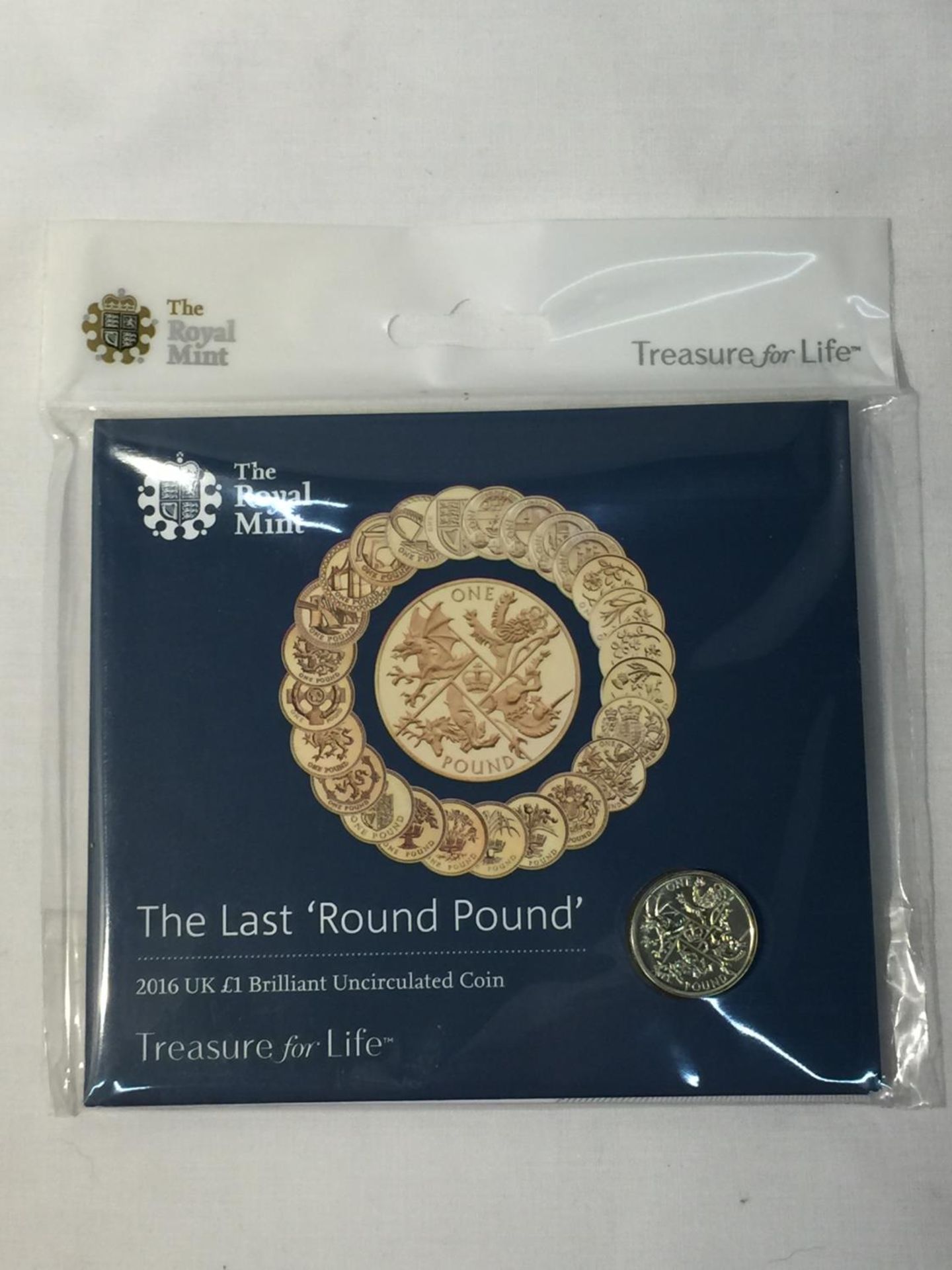 A UNITED KINGDOM ROYAL MINT 2016 “THE LAST ROUND POUND”