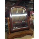 A MAHOGANY FRAMED TOILET MIRROR HEIGHT 43CM, WIDTH 35.5CM