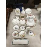 A COLLECTION OF CHINA ITEMS TO INCLUDE AYNSLEY 'COTTAGE GARDEN', WEDGWOOD PIN TRAYS, TRINKET DISH,