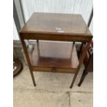 A 19TH CENTURY MAHOGANY TWO TIER WASHSTAND WITH SINGLE NARROW DRAWER, 20X17"