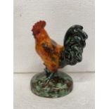 AN ANITA HARRIS ART POTTERY HAND CRAFTED AND HAND DECORATED COCKEREL - SIGNATURE TO THE BASE - 16.