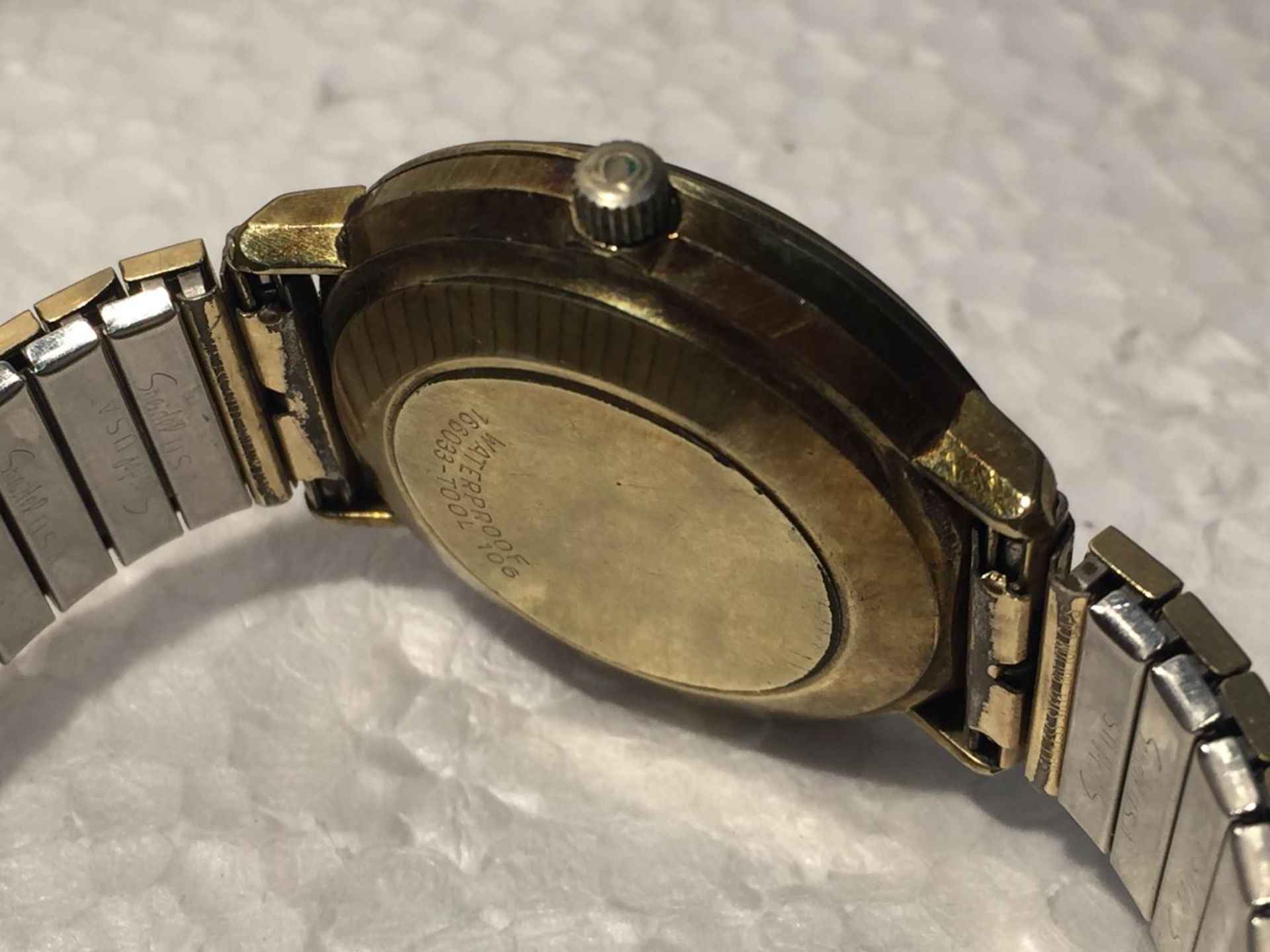 A VINTAGE OMEGA AUTOMATIC DE VILLE WATCH POSSIBLY 9CT GOLD WRIST WATCH IN WORKING ORDER WHEN - Image 5 of 7