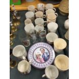 A QUANTITY OF ROYAL COMMEMORATIVE CUPS, MUGS AND GLASSES