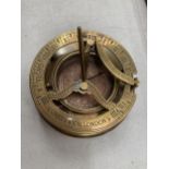 A BRASS SUNDIAL GREENWICH LONDON COMPASS W: 8.5CM