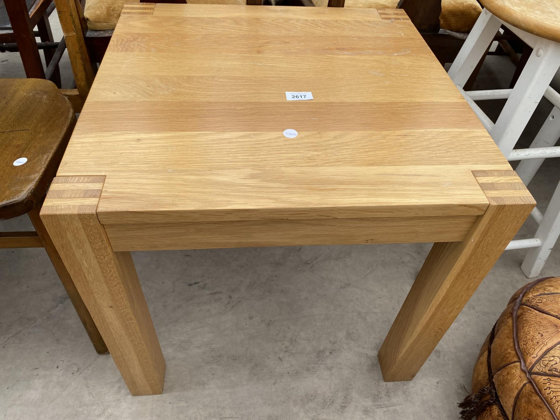 A MODERN OAK LAMP TABLE, 21.5" SQUARE