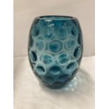 A LARGE WHITEFRIARS STYLE BLUE BUBBLE VASE HEIGHT 29CM