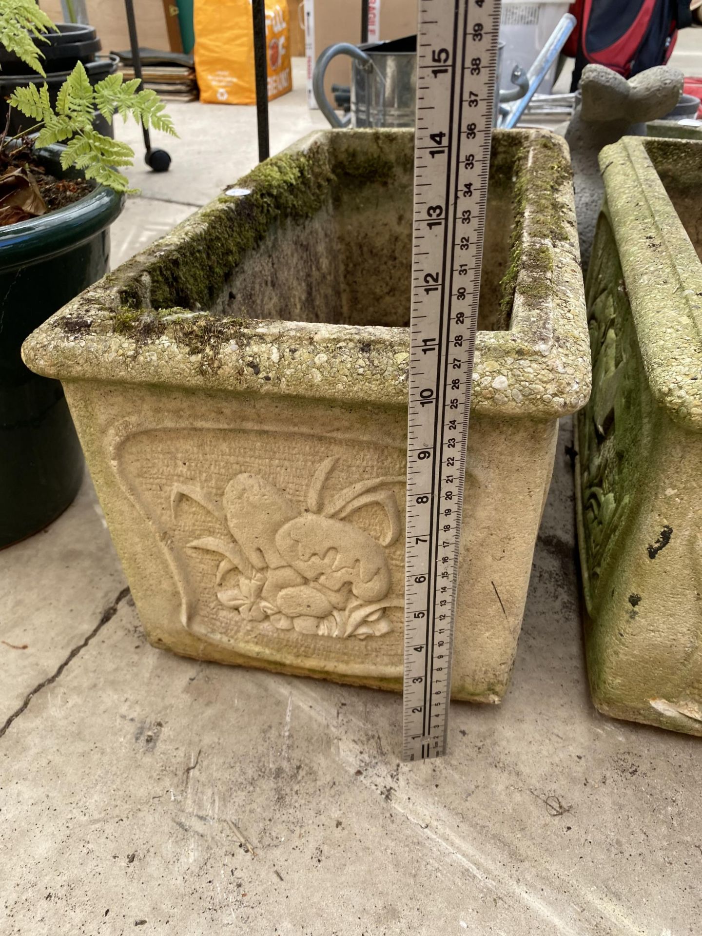 A NEAR PAIR OF RECONSTITUTED STONE PLANTERS AND A GLAZED PLANT POT - Image 4 of 6