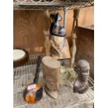 AN ASSORTMENT OF TRIBAL TREEN ITEMS TO INCLUDE CARVED FIGURES AND A TREEN SHILLELAGH TO ALSO INCLUDE