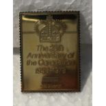 A SILVER GILT INGOT FOR THE 25TH ANNIVERSARY OF THE CORONATION MARKED 925