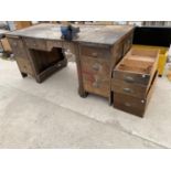 A WORK BENCH/DESK WITH METAL SCOOP HANDLES, SEVEN DRAWERS, THREE SPARE DRAWERS AND RECORD NO.2 VICE,