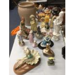 A QUANTITY OF CERAMIC LADY FIGURES TO INCLUDE A BALLERINA ON WOODEN BASE, LEONARDO, ETC