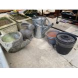 AN ASSORTMENT OF GARDEN ITEMS TO INCLUDE A METAL WATERING CAN, A PLANTER AND A RECONSTITUTED STONE