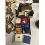 A QUANTITY OF COSTUME JEWELLERY, SOME BOXED, TO INCLUDE WATCHES, NECKLACES, EARRINGS, ETC