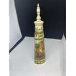 AN ORIENTAL PERFUME BOTTLE