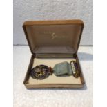 A HALLMARKED SILVER BIRMINIGHAM 1921 MASONIC MEDAL COMPLETE WITH RIBBON AND PRESENTATION BOX