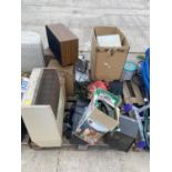 AN ASSORTMENT OF HOUSEHOLD CLEARANCE ITEMS TO INCLUDE SPEAKERS AND A HEATER ETC