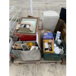 AN ASSORTMENT OF HOUSEHOLD CLEARANCE ITEMS TO INCLUDE CERAMICS AND KITCHEN ITEMS ETC