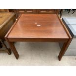 A RETRO TEAK COFFEE TABLE