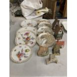 A QUANTITY OF COLLECTABLE COTTAGES PLUS SET OF FOUR GILDED CABINET PLATES WITH BIRD PATTERN AND