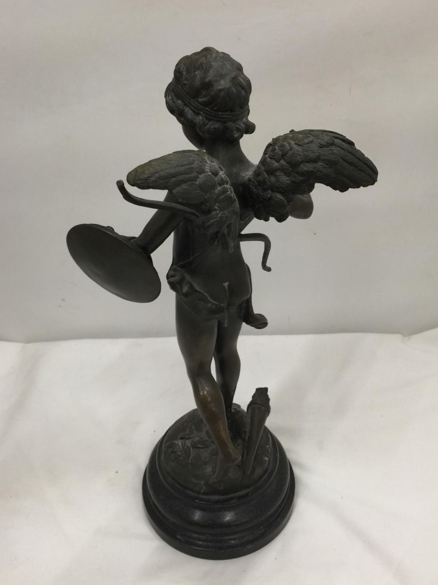 A LATE 19TH CENTURY FRENCH BRONZE FIGURE OF CUPID WITH BOW AND SHIELD ON A MARBLE BASE SIGNED - Image 8 of 12