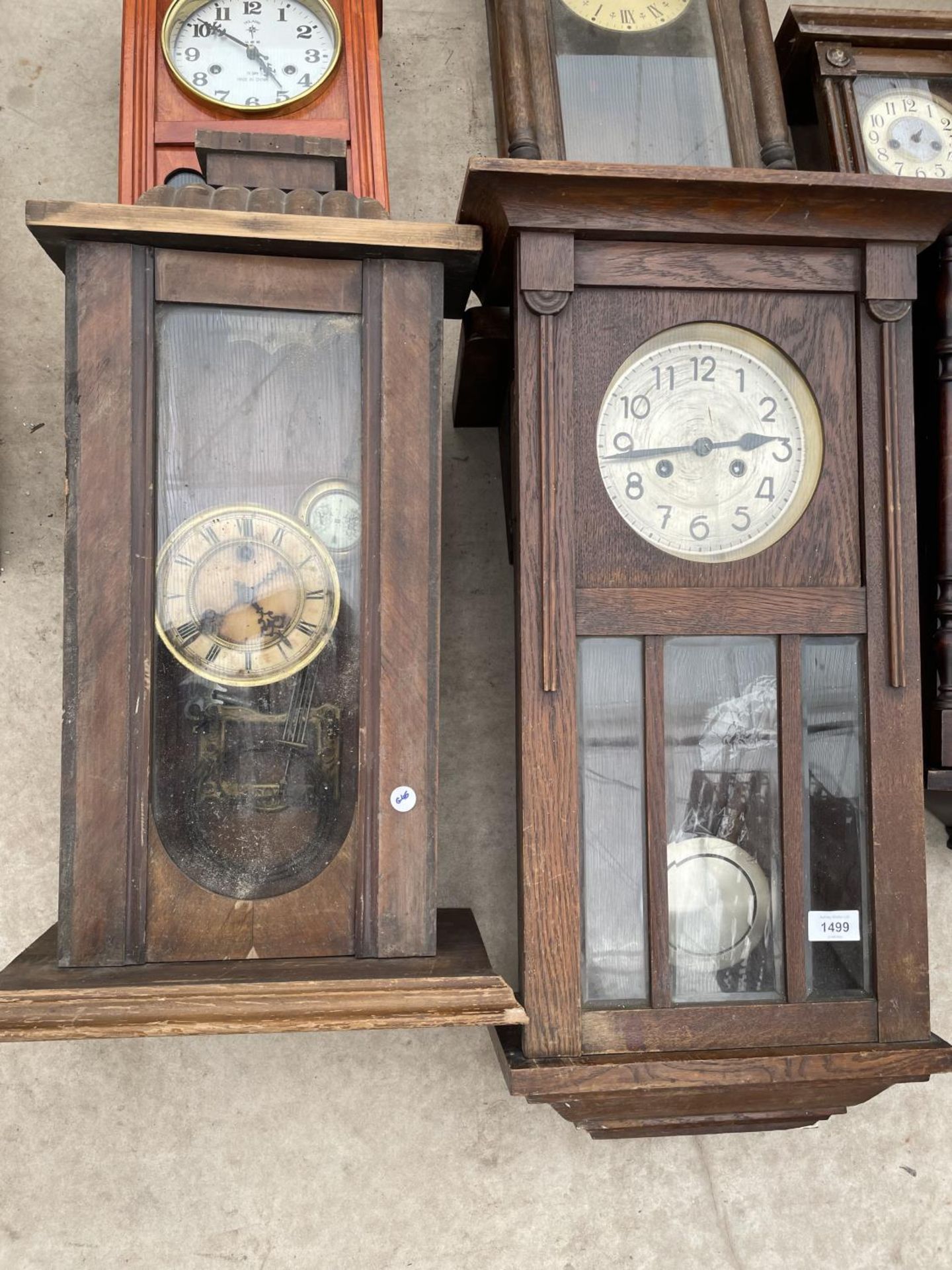 AN ASSORTMENT OF VINTAGE WOODEN VIENNA STYLE WALL CLOCKS - Image 2 of 4