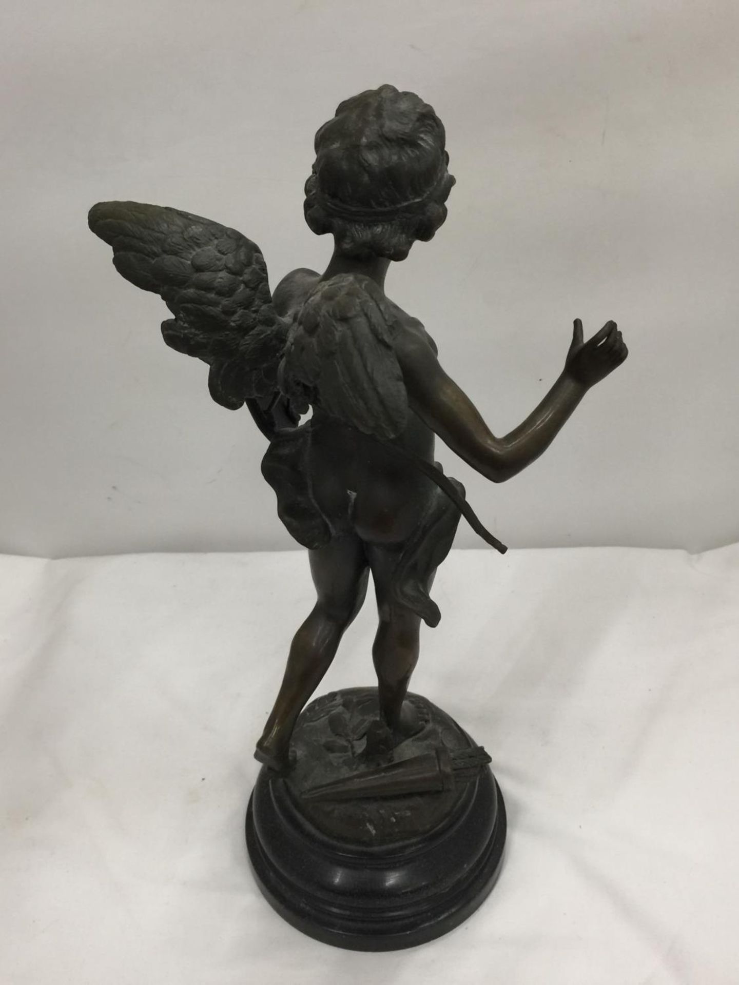 A LATE 19TH CENTURY FRENCH BRONZE FIGURE OF CUPID WITH BOW AND SHIELD ON A MARBLE BASE SIGNED - Image 6 of 12