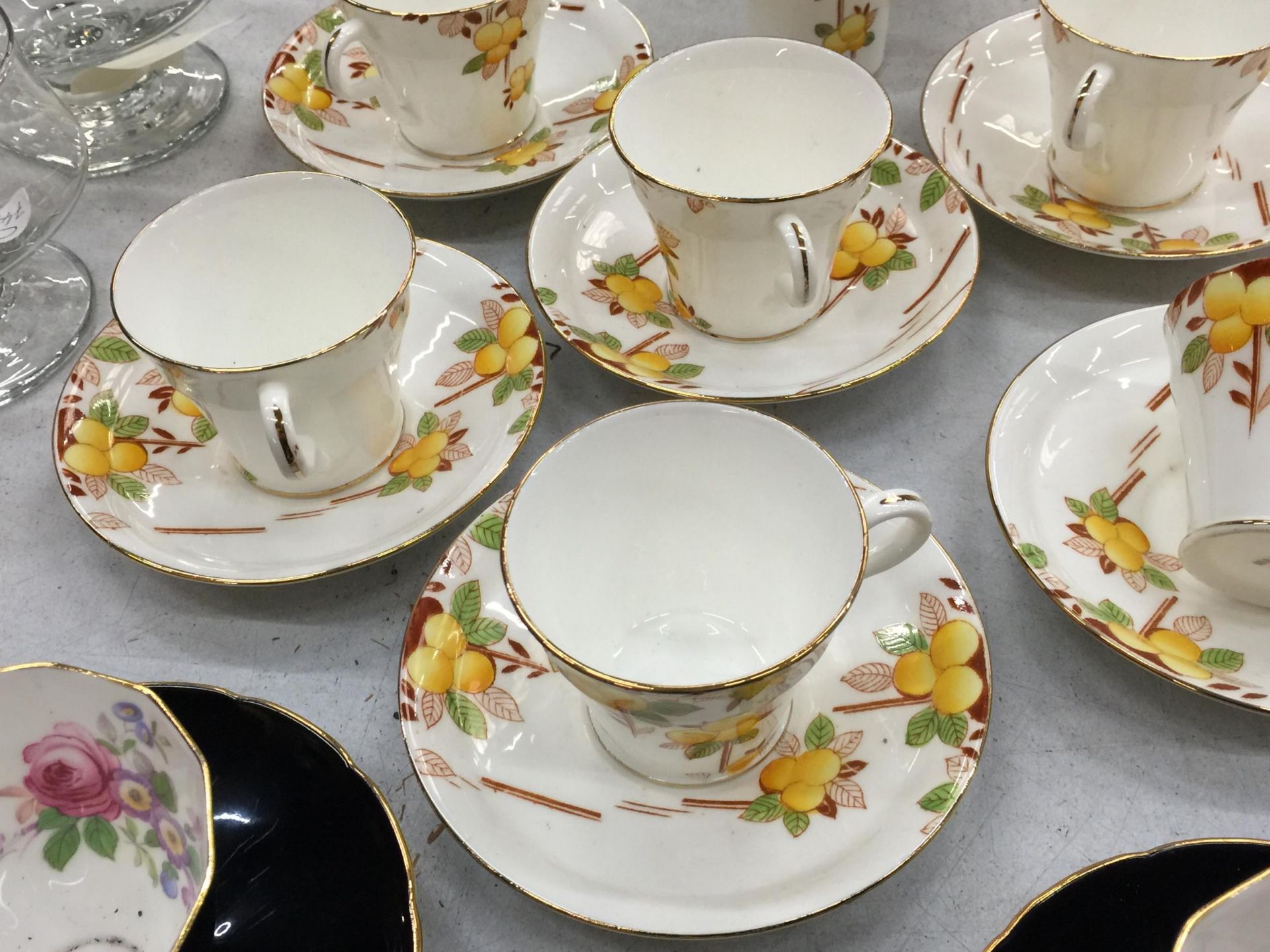 TWO VINTAGE PART TEASETS TO INCLUDE ADDERLEY FLORAL BLACK CUPS AND SAUCERS PLUS ART DECO STYLE - Image 4 of 7