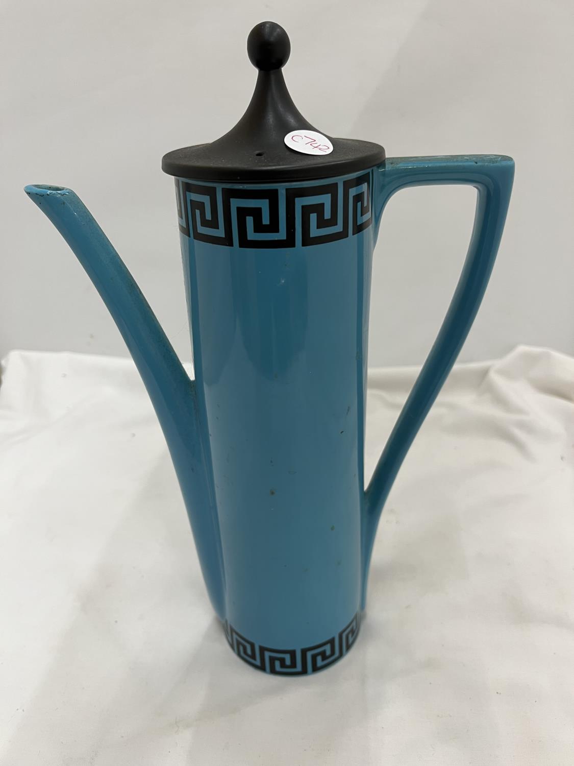 A PORTMEIRION TURQUOISE BLUE COFFEE SET IN THE 'GREEK KEY' DESIGN TO INCLUDE COFFEE POT, CREAM - Image 3 of 4