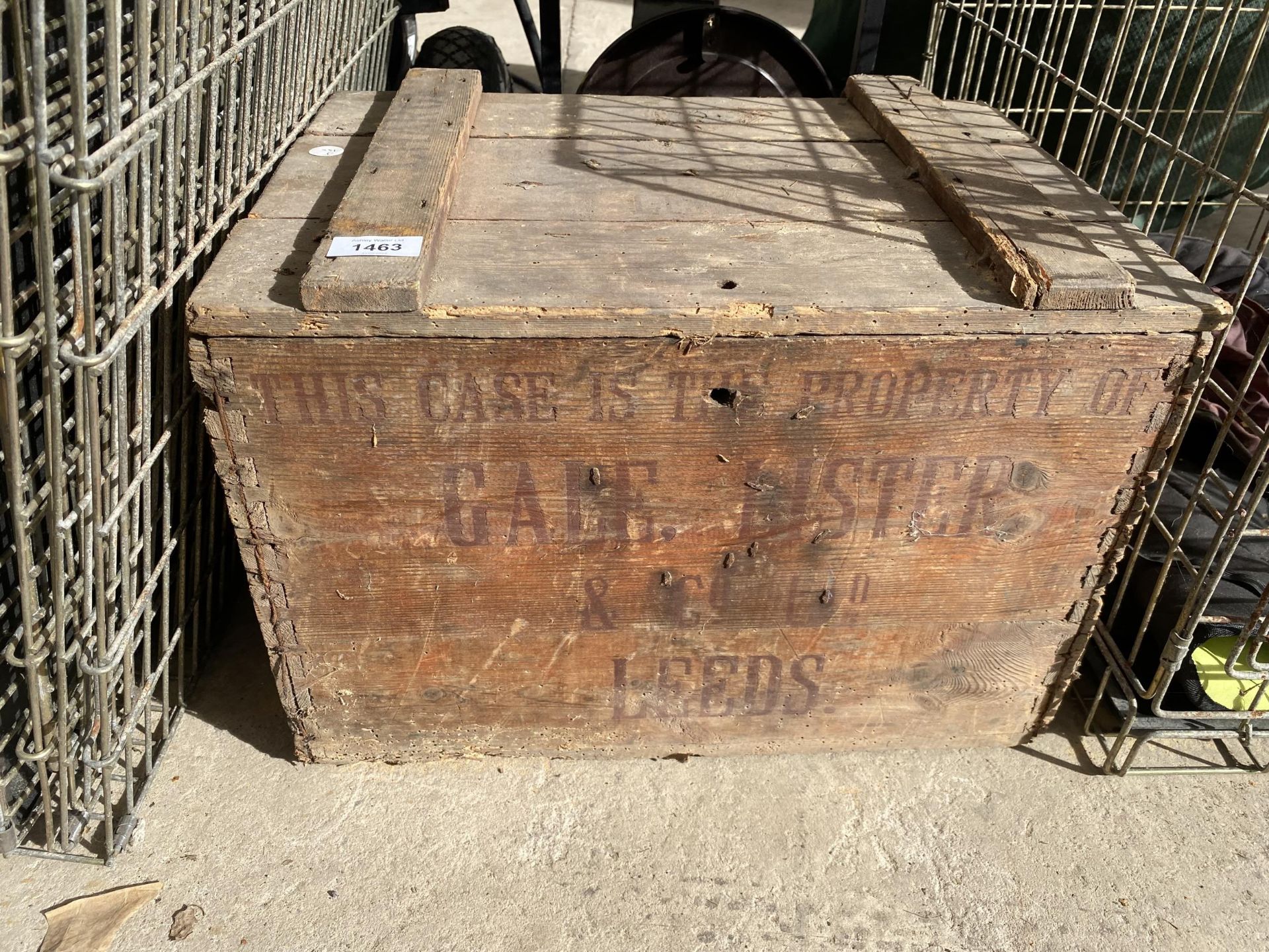 A WOODEN MONOGRAMED 'GALE LISTER & CO LTD' BOX AND A WOODEN THREE TIER PLANT STAND AND A METAL PET - Image 2 of 5