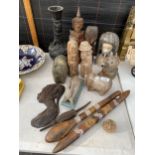 A SELECTION OF ORIENTAL AND TRIBAL ITEMS TO INCLUDE TREEN FIGURES AND A BRASS ELEPHANT ETC