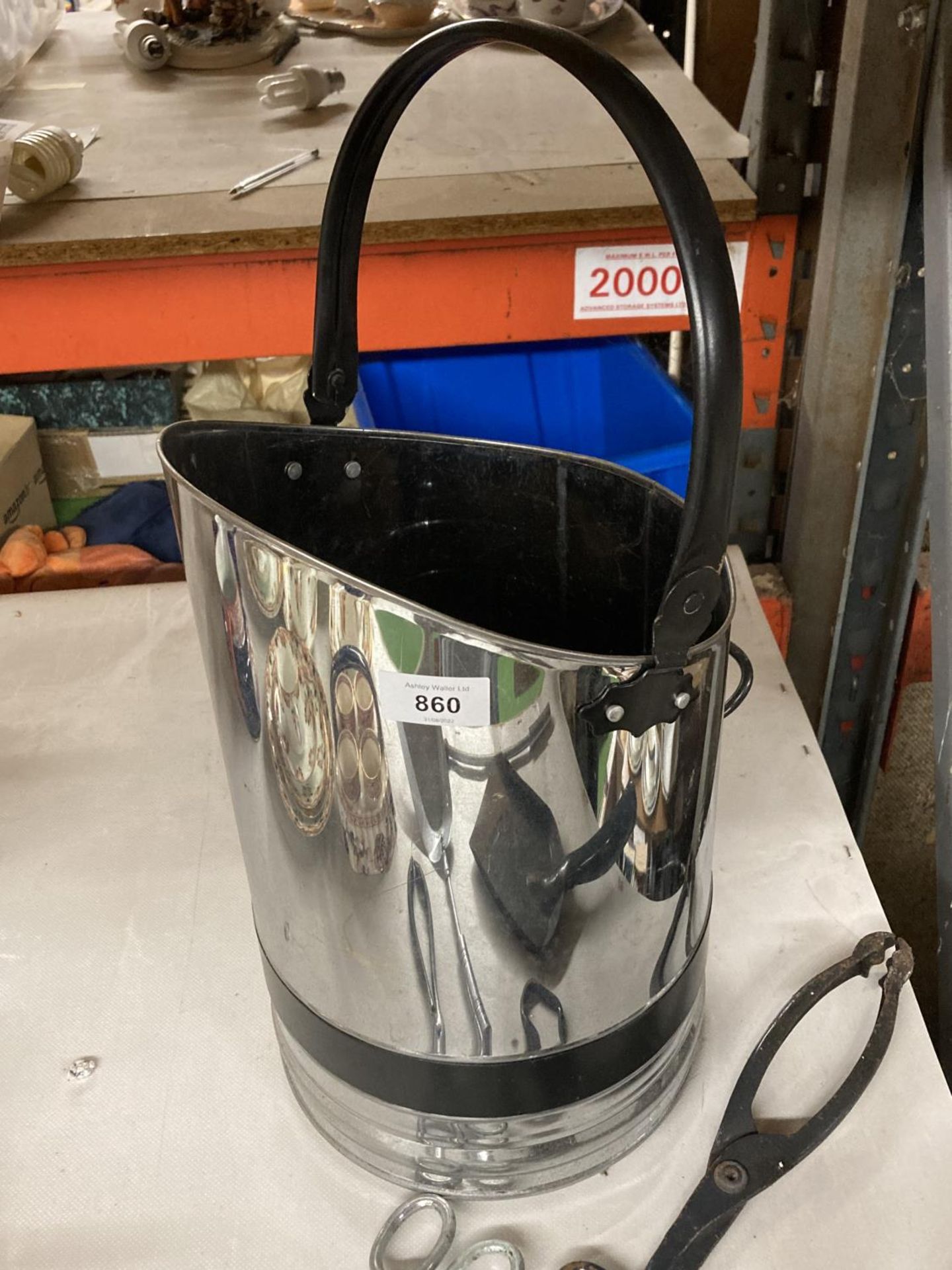 A STAINLESS STEEL AND BLACK COAL SCUTTLE, POKER, TONGS, SHOVEL, ETC - Image 2 of 4