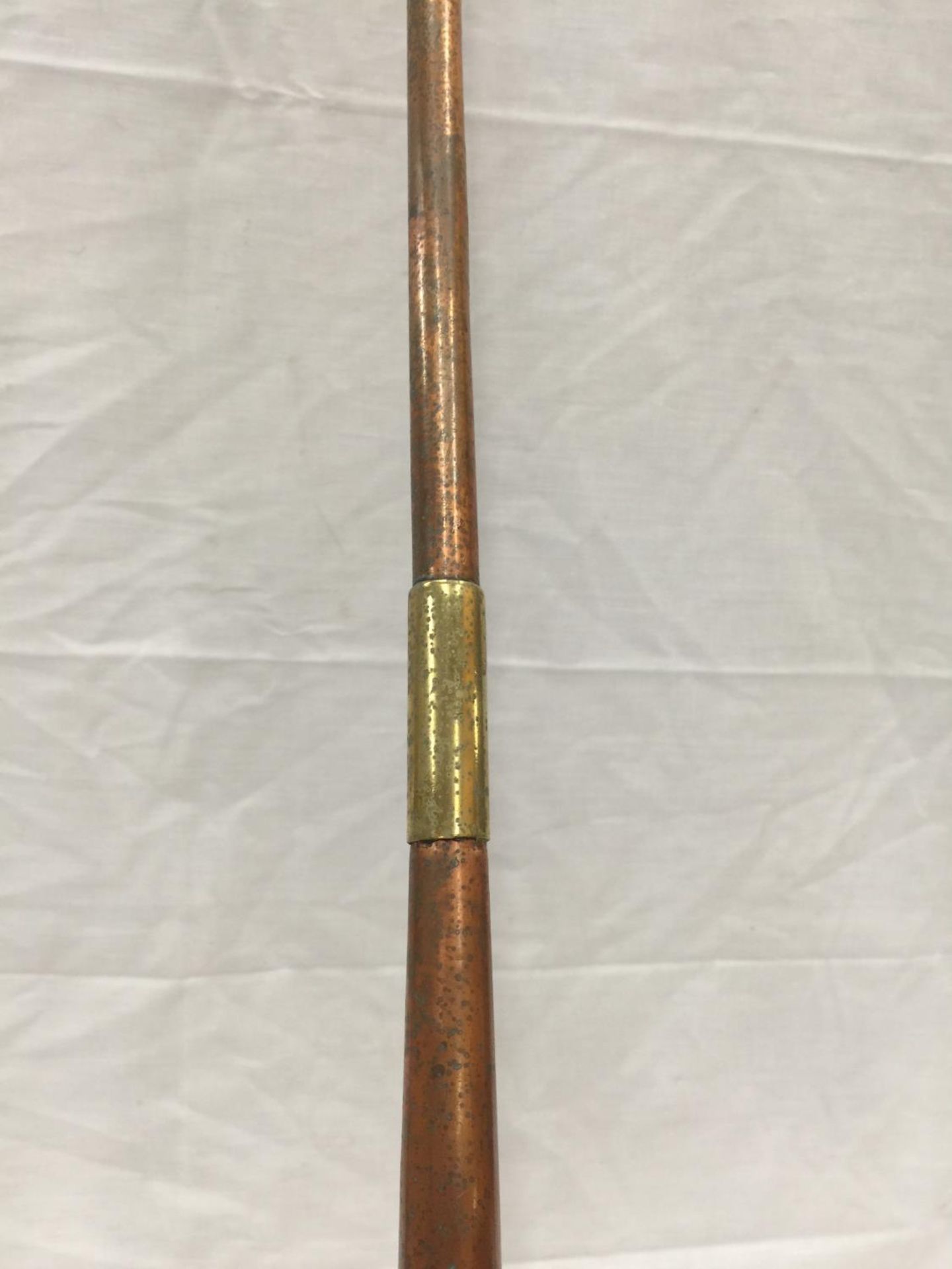 A LONG COPPER HUNTING HORN L: 122CM - Image 3 of 4