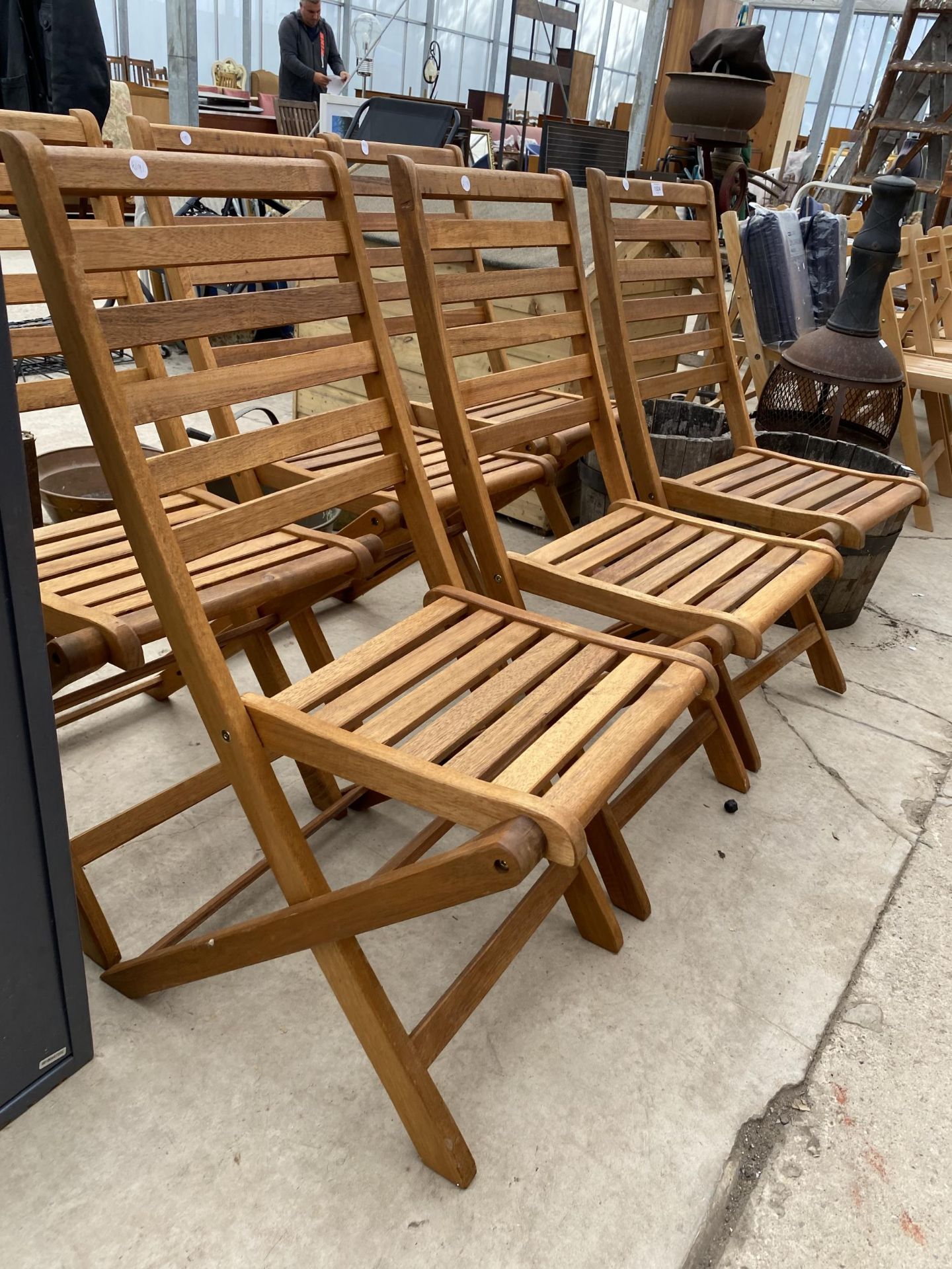 SIX TEAK FOLDING GARDEN CHAIRS - Image 3 of 3