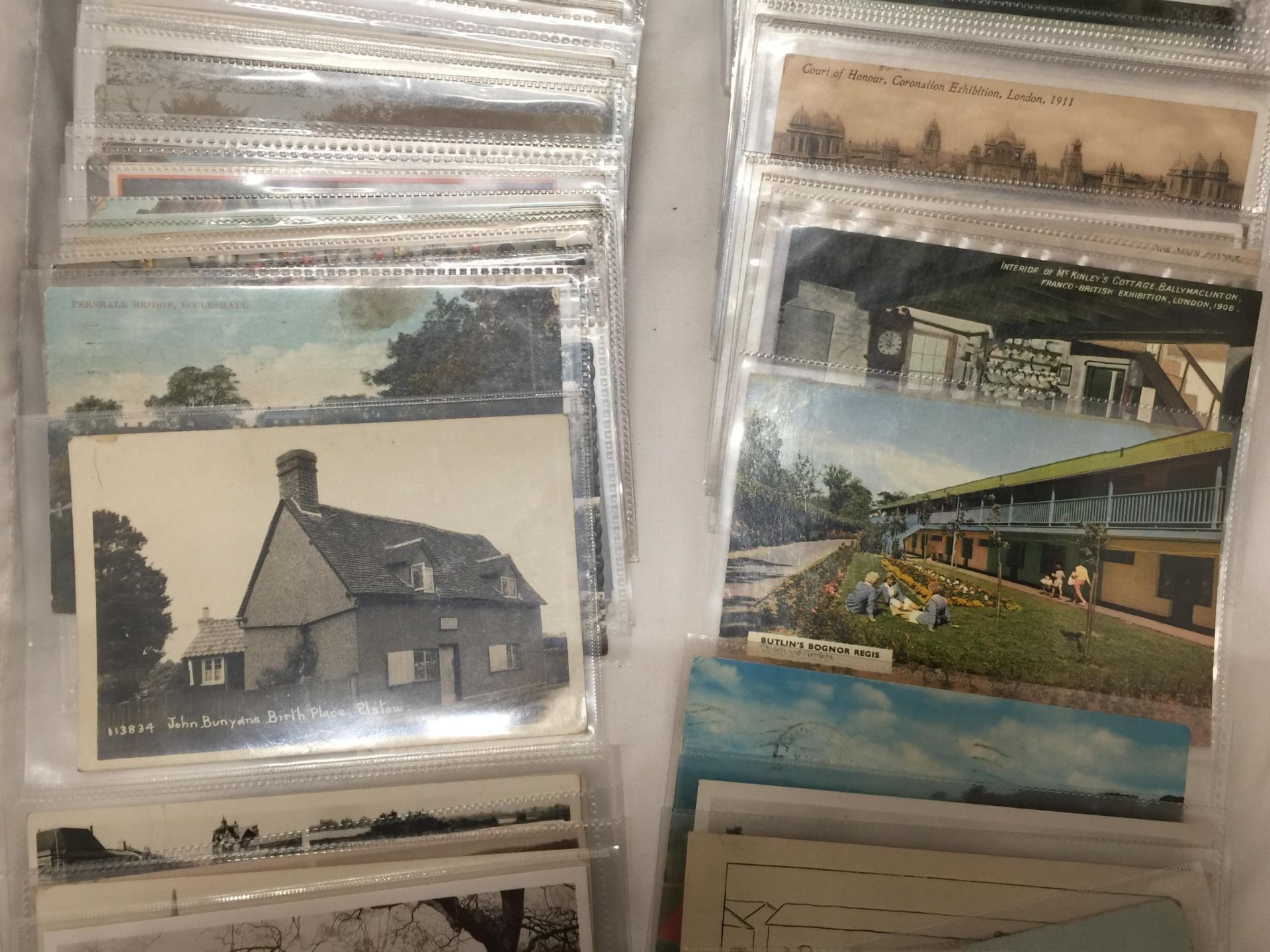 A LARGE COLLECTION OF MAINLY TOPOGRAPHICAL VINTAGE POSTCARDS IN PROTECTIVE SLEEVES - Image 3 of 10