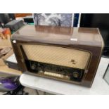 A VINTAGE AEG VALVE RADIO